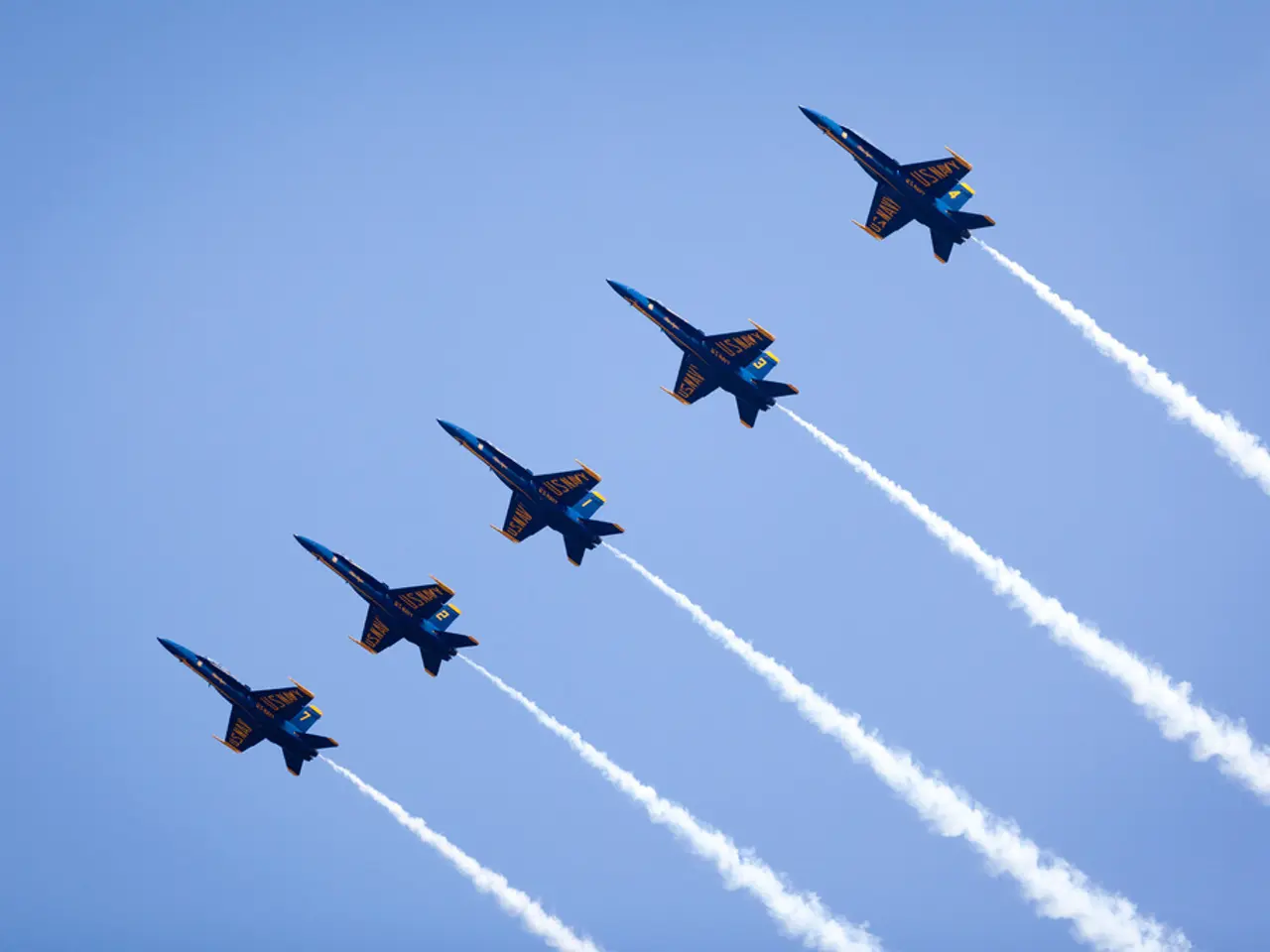 Volcanic Eruption in Indonesia Results in Cancelled Flights on Holiday Destinations Flores and Bali