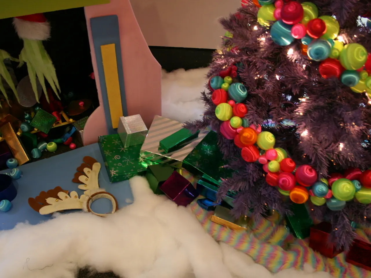 The doubled Christmas issue of our platform for the year 2024