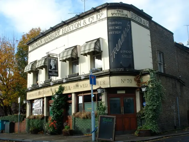 Wander at Your Own Risk in Thompson Park's Enigmatic Vortex