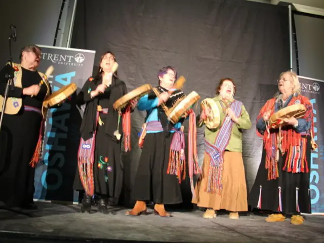 Events Highlight: Boxes & Shows with Anna Downunder