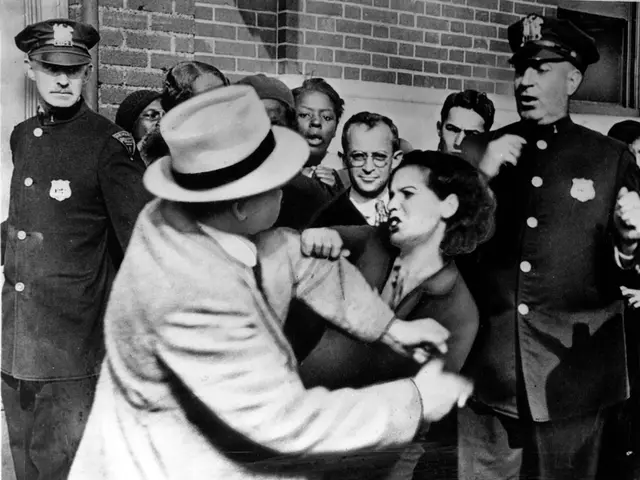 Day of confrontation in Neu-Isenburg: a demonstrative display of tolerance and humanitarianism